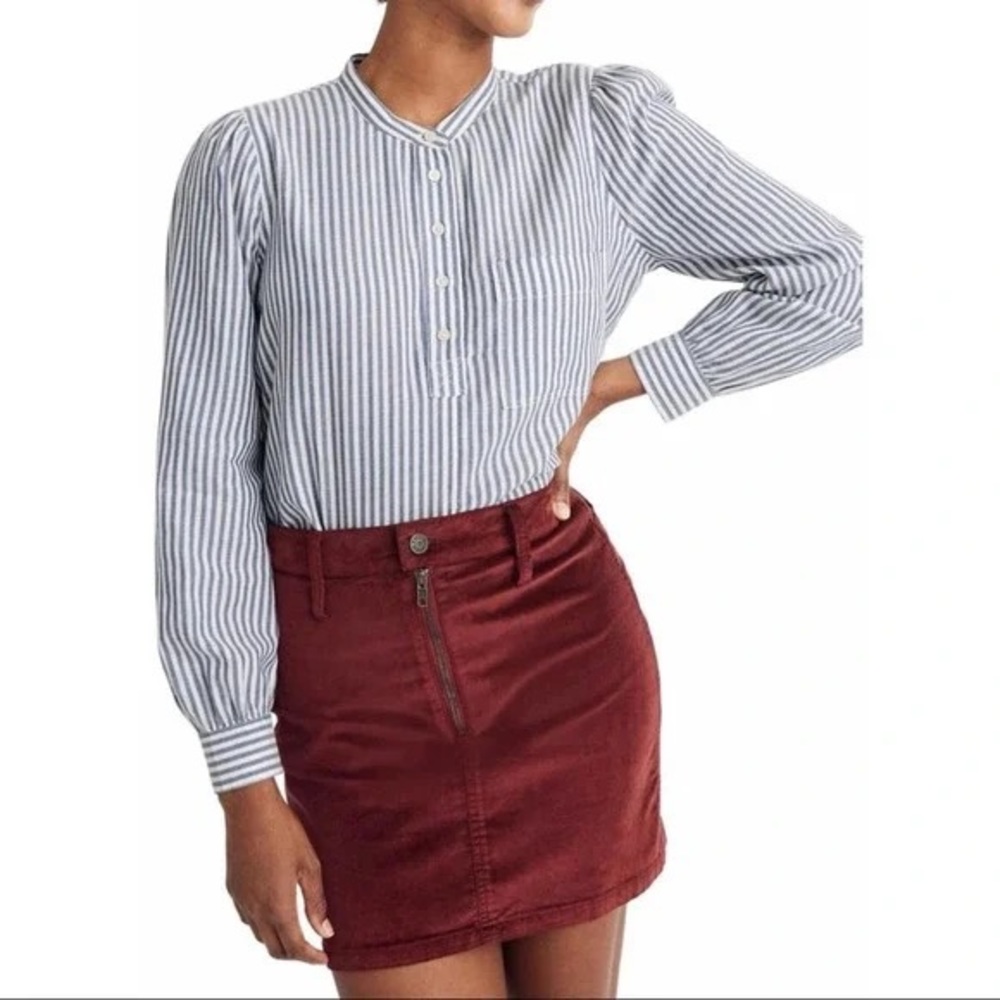 Madewell stripe half button shirt - chambray size S